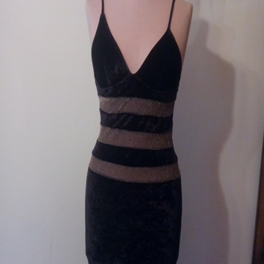 Oliver by Valentino velour/sparkle dress - Picture 2 of 10